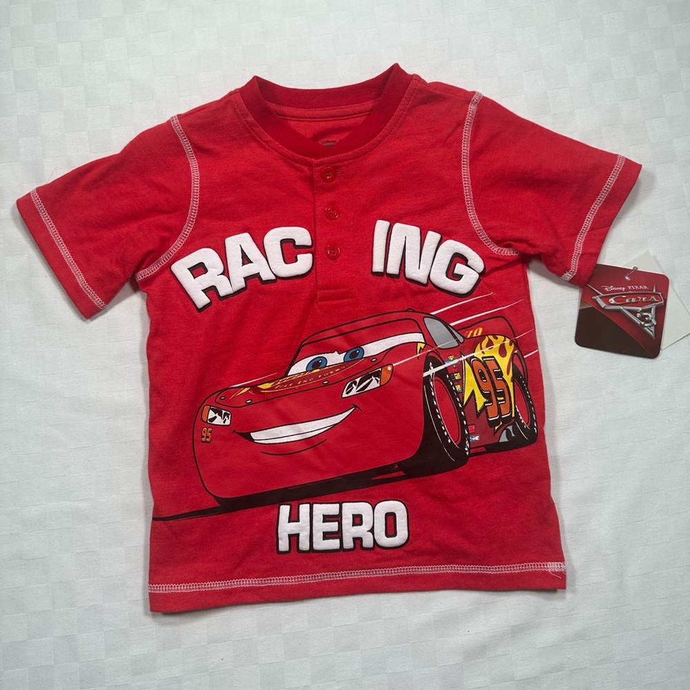 RED DISNEY PIXAR CARS LIGHTNING MCQUEEN T-SHIRT